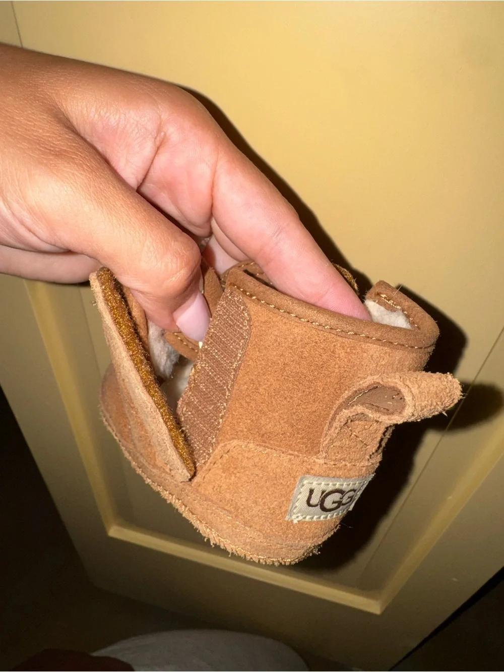 Ugg baby Tan Suede Lace-Up Booties - Cozy Fleece Lining 6-12 months